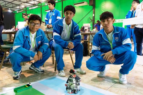 Cien estudiantes de secundaria crearán robots para personas con discapacidad. Foto: ANDINA/Difusión.
