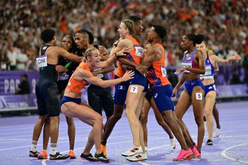 Juegos Olímpicos París 2024: Holanda gana el oro olímpico en relevos mixtos 4x400m