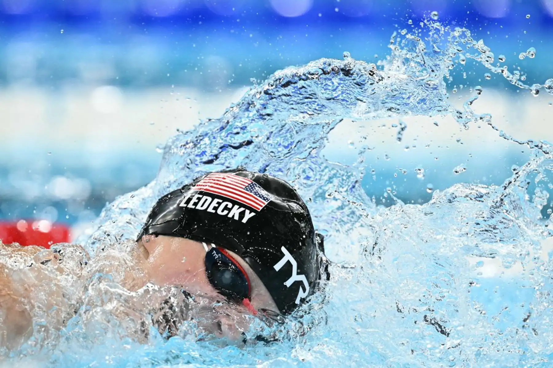 La estadounidense Katie Ledecky compite en la final de la prueba femenina de natación estilo libre de 800 m durante los Juegos Olímpicos de París 2024 en el Paris La Défense Arena en Nanterre, al oeste de París.
Foto: AFP
