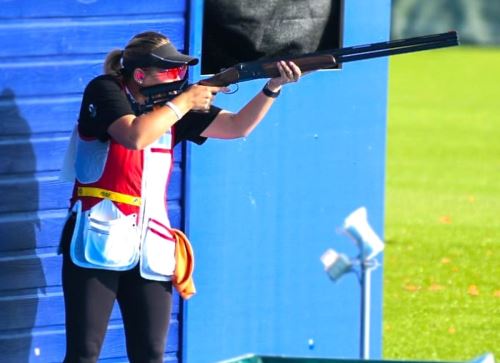 Daniella borda fue la primera tiradora peruana en competir en unos Juegos Olímpicos