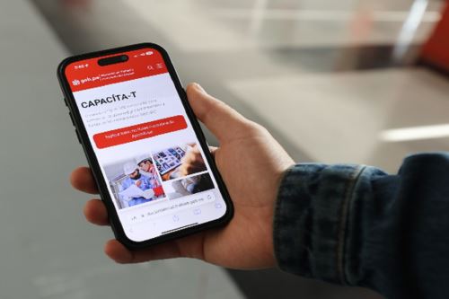 Plataforma Capacita-T del MTPE también está disponible para celulares. Foto: Cortesía.