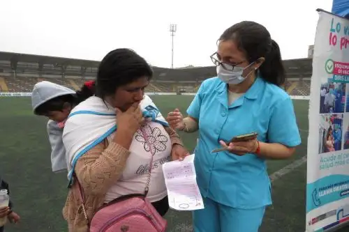 Ate: Programa Juntos y el Minsa lanzan campaña para cerrar brechas de vacunación