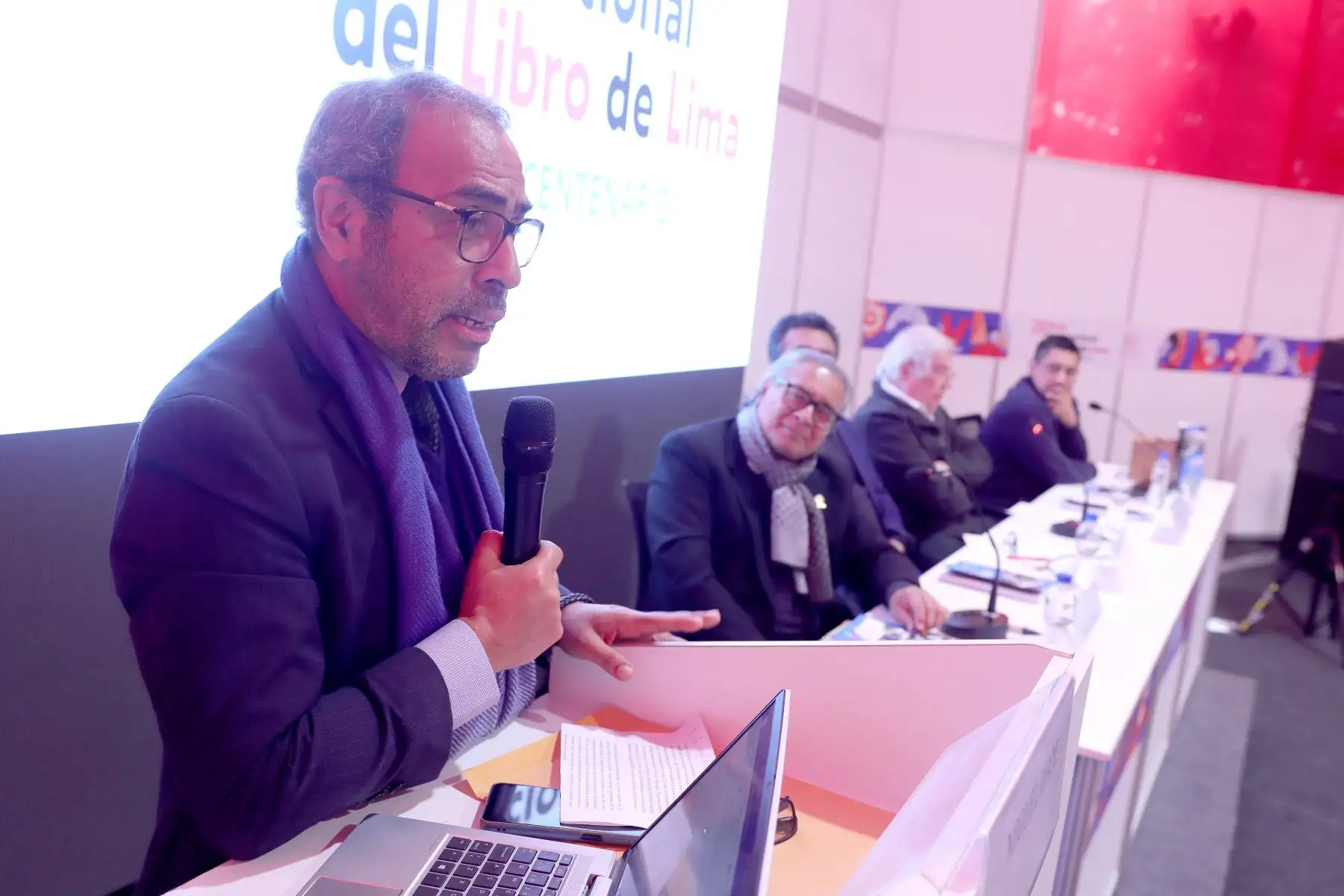 Ricardo Montero, Gerente de Publicaciones  Oficiales del Diario El Peruano, participó en la presentación del libro " Las Leyes del Bicentenario" del Fondo Editorial Editora Perú, realizada en el auditorio Clorinda Matto de la Feria Internacional del Libro de Lima 2024.
Foto: ANDINA / Lino Chipana.