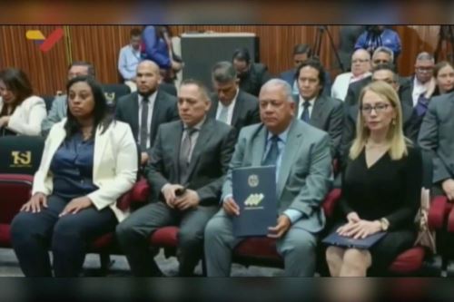 El presidente del Consejo Nacional Electoral (CNE) de Venezuela, Elvis Amoroso, entregó este lunes las actas de escrutinio de las presidenciales del 28 de julio al Tribunal Supremo de Justicia (TSJ). Foto: Captura TV