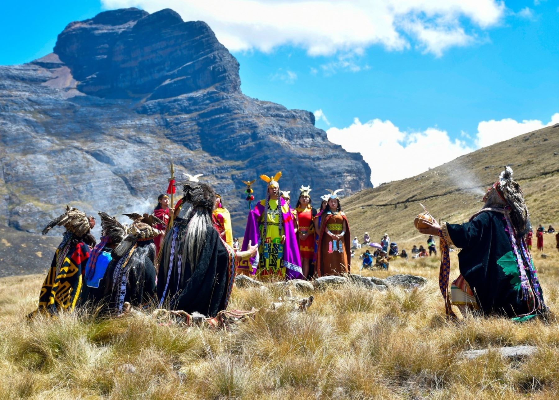 Comunidades altoandinas de la provincia de Sánchez Carrión, en la región La Libertad, organizaron la ceremonia tradicional del chaccu, donde esquilaron a un total de 1,300 vicuñas al pie de la laguna Cushuro. ANDINA/Difusión