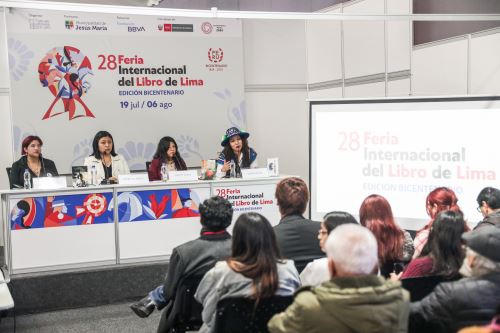 FIL LIMA 2024: Encuentro Nacional de Poesía y Presentación Literaria en el auditorio Jorge Eduardo Eielson