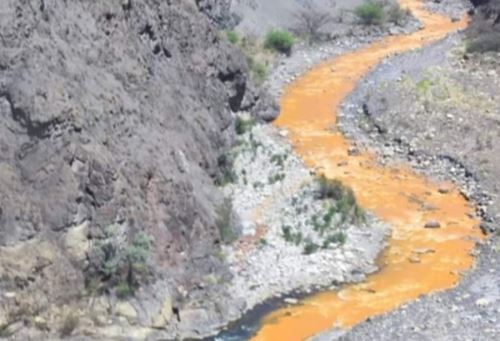 En coordinación con Chinecas y Chavimochic, se realizó el cierre de compuertas a fin de evitar que la posible agua contaminada sea captada por sus usuarios.ANDINA/Difusión