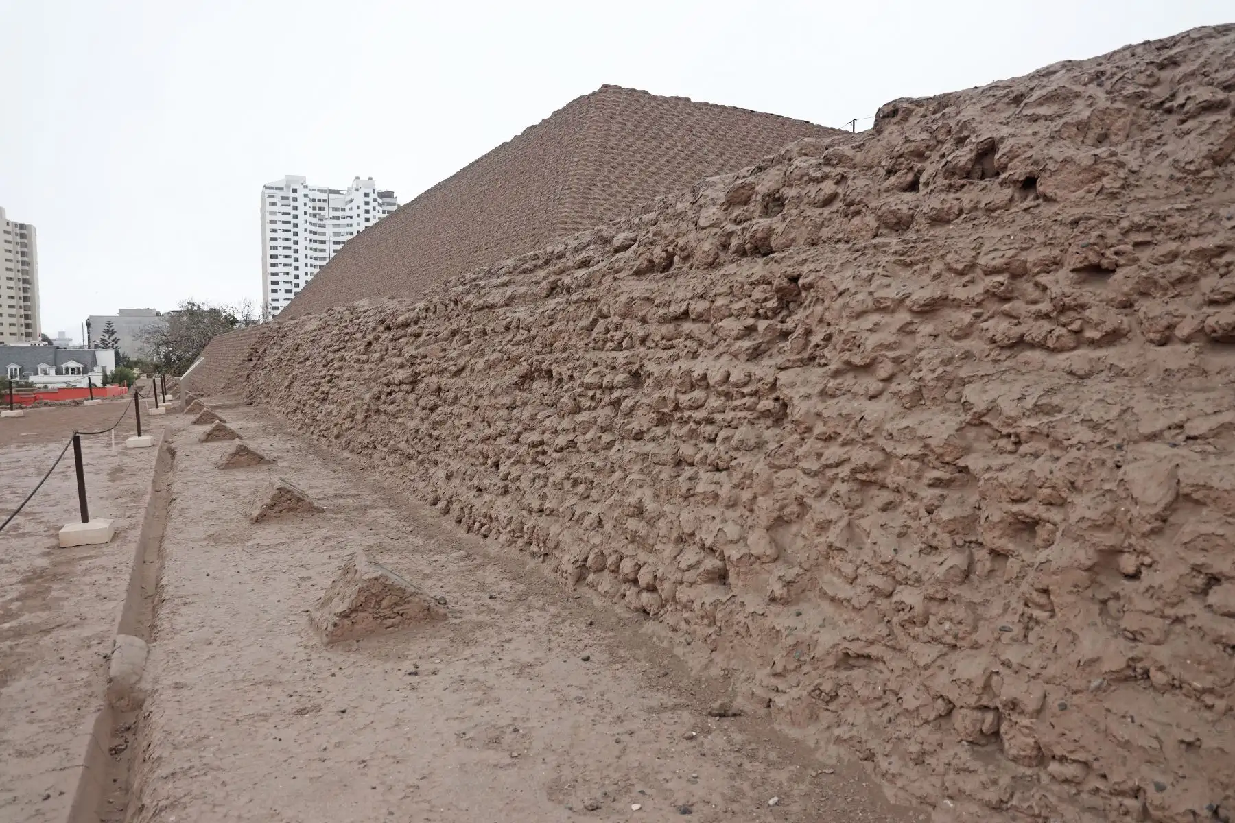 Huaca Huallamarca en el distrito de San Isidro. Foto: ANDINA/ Connie Calderon