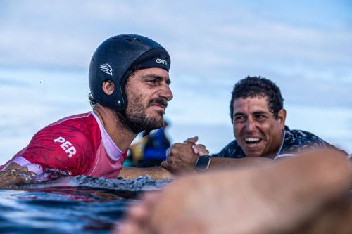 Alonso Correa junto a su entrenador en los Juegos Olímpicos París 2024.