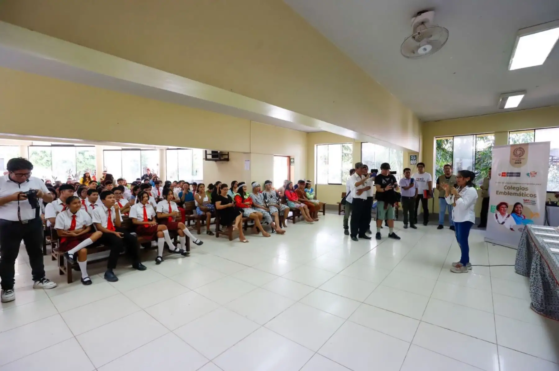 El curso gratuito de shipibo-konibo contó con la participación de cerca de 60 estudiantes de educación secundaria de la Institución Educativa Emblemática Faustino Maldonado, de la provincia de Coronel Portillo, Ucayali. Foto: Ministerio de Cultura