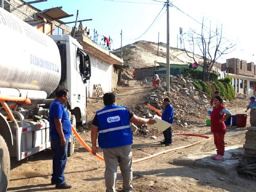 Sunass monitorea el abastecimiento alternativo del servicio de agua en zonas de La Libertad y Áncash afectadas por la alerta ambiental por contaminación por relave minero. ANDINA/Difusión