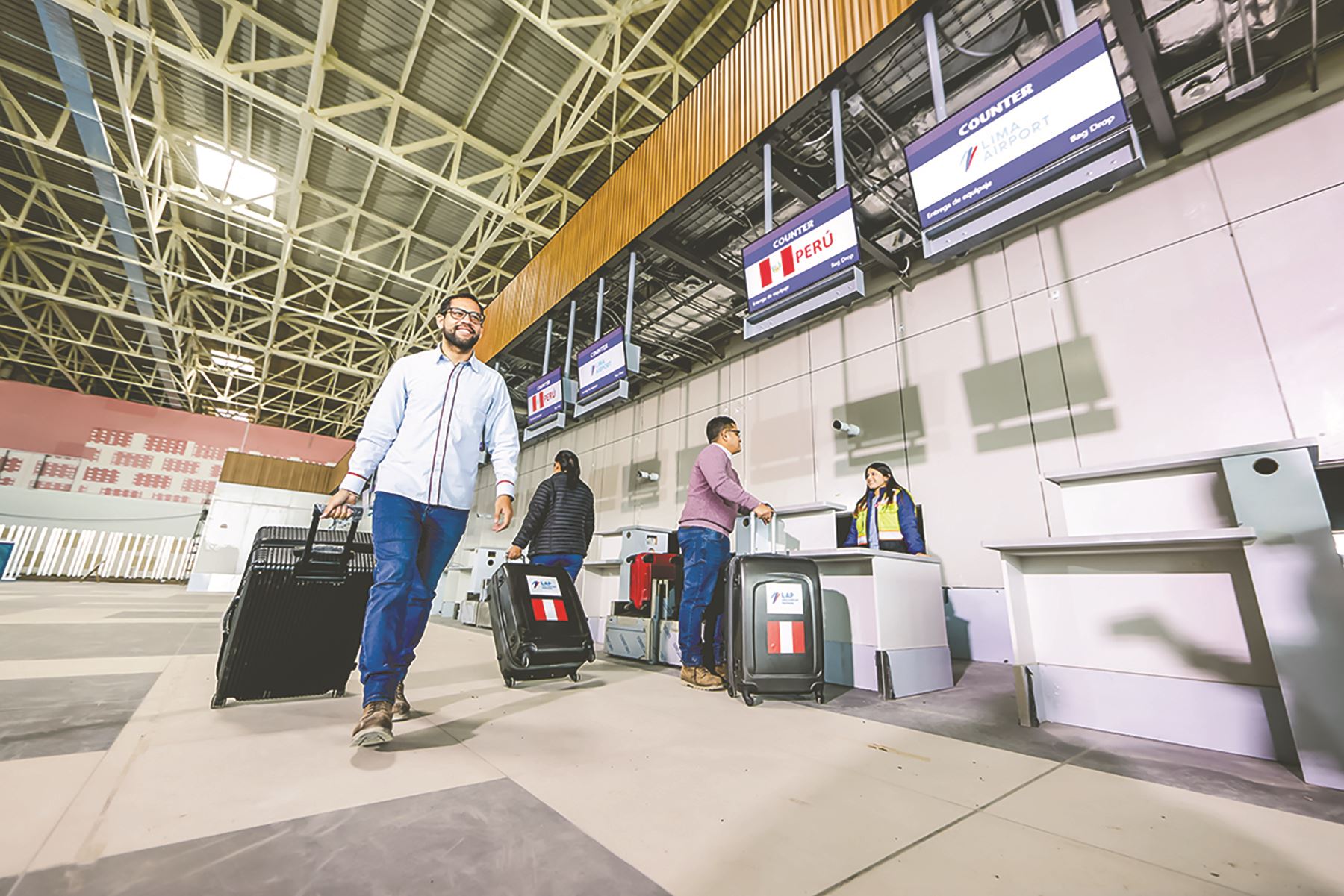 El Ministerio de Transportes y Comunicaciones (MTC) confirmó que a partir del 30 de marzo el ingreso de pasajeros al nuevo aeropuerto será única y exclusivamente a través de la avenida Morales Duárez, quedando clausurado el tradicional acceso de pasajeros por la avenida Elmer Faucett. Foto: LAP