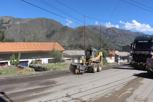 Carretera facilitará el traslado de pasajeros a zonas turísticas como el Parque Nacional Huascarán, la laguna de Conococha, nevados, bosques y comunidades.