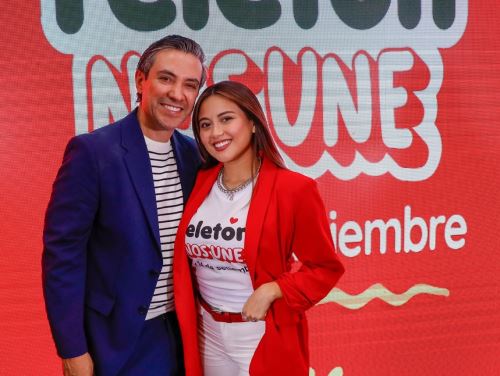 Sergio león y amy Gutiérrez presentaron el tema de la Teletón 2024.