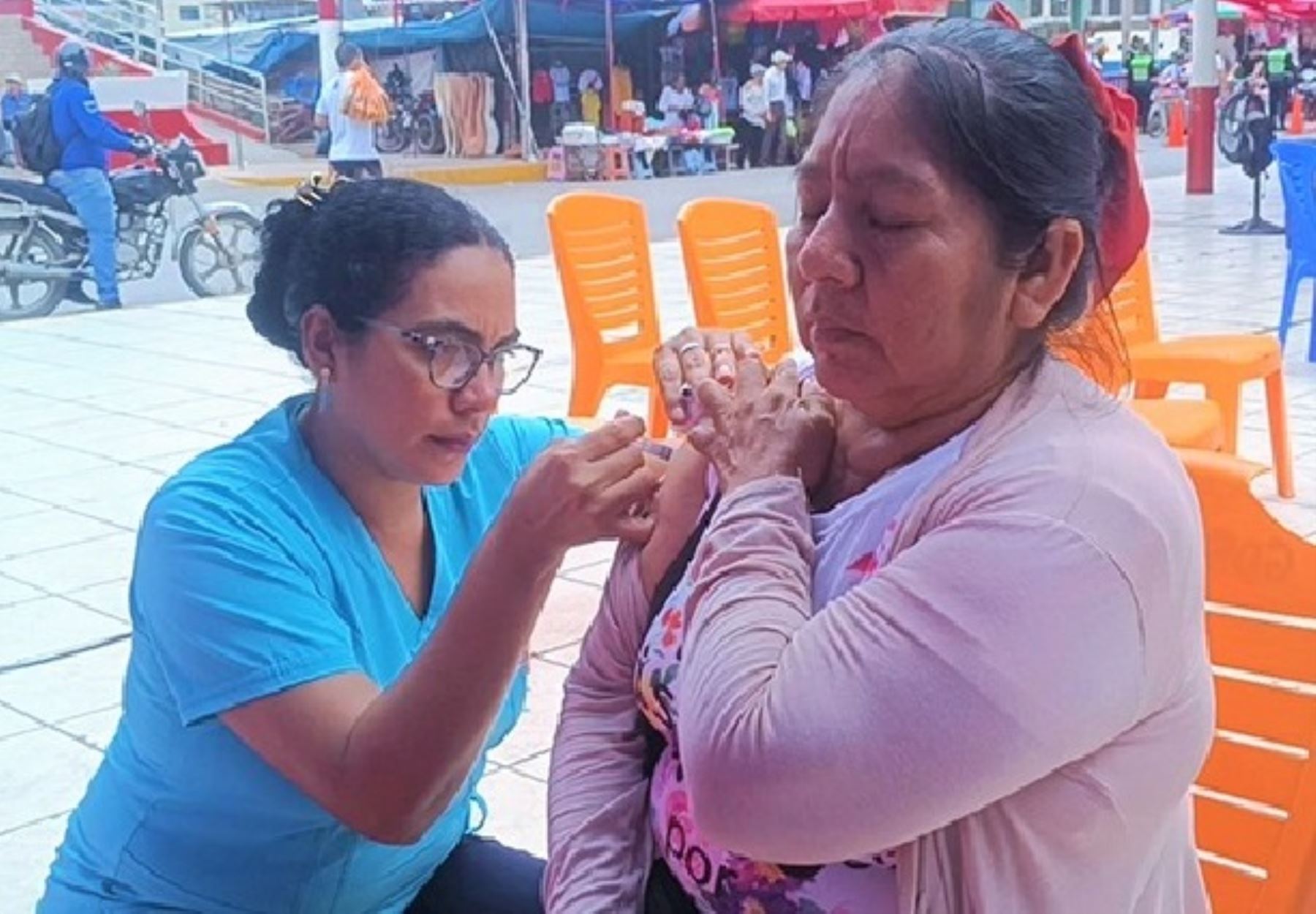 El Ministerio de Salud destacó el avance de la vacunación en las zonas de frontera con Ecuador y Chile. Foto: ANDINA/difusión.