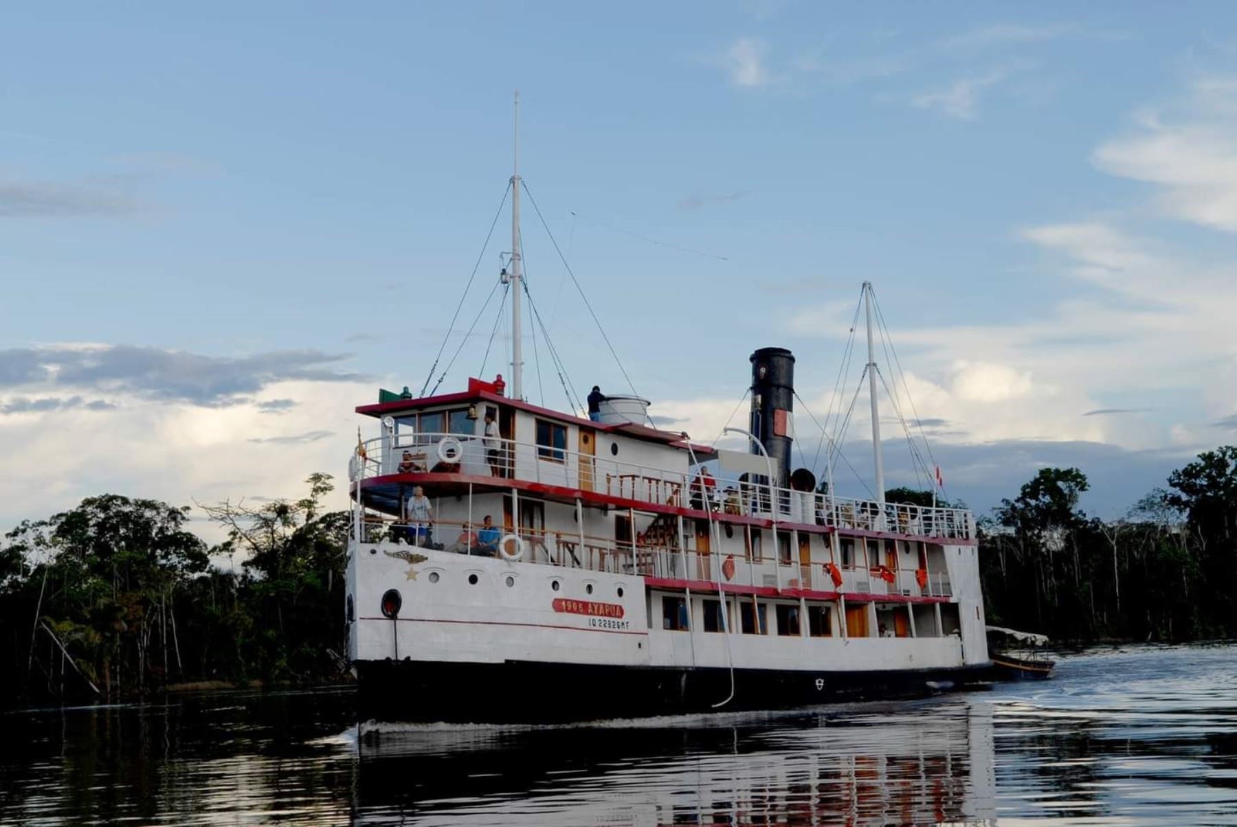 Conoce el barco museo "Ayapua", el nuevo atractivo  que es la nueva sensación turística de Iquitos. La embarcación se ubica en el río Itaya. Foto: Elvis Noronha