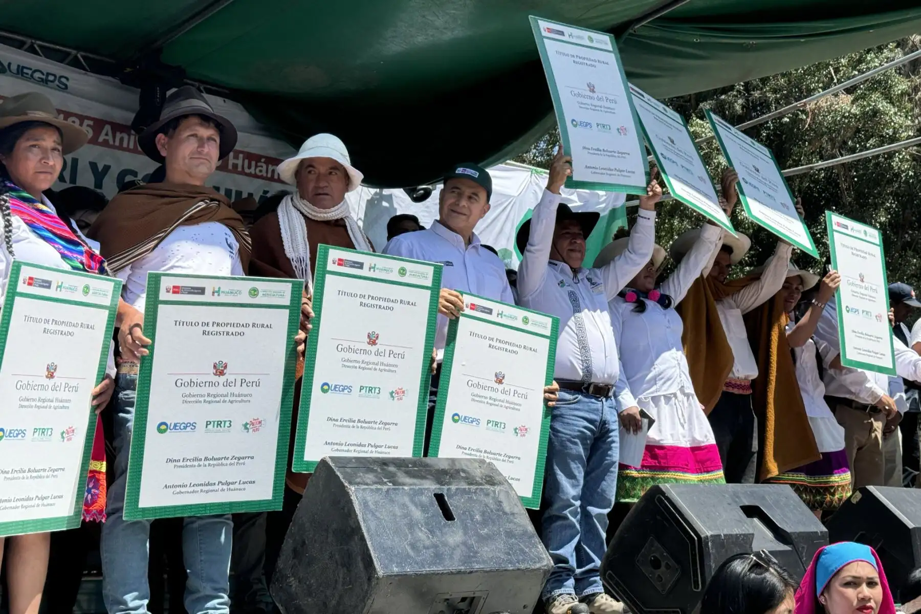 Midagri junto al Gobierno Regional de Huánuco entregó  más de mil títulos de propiedad. Foto:ANDINA/Braian Reyna