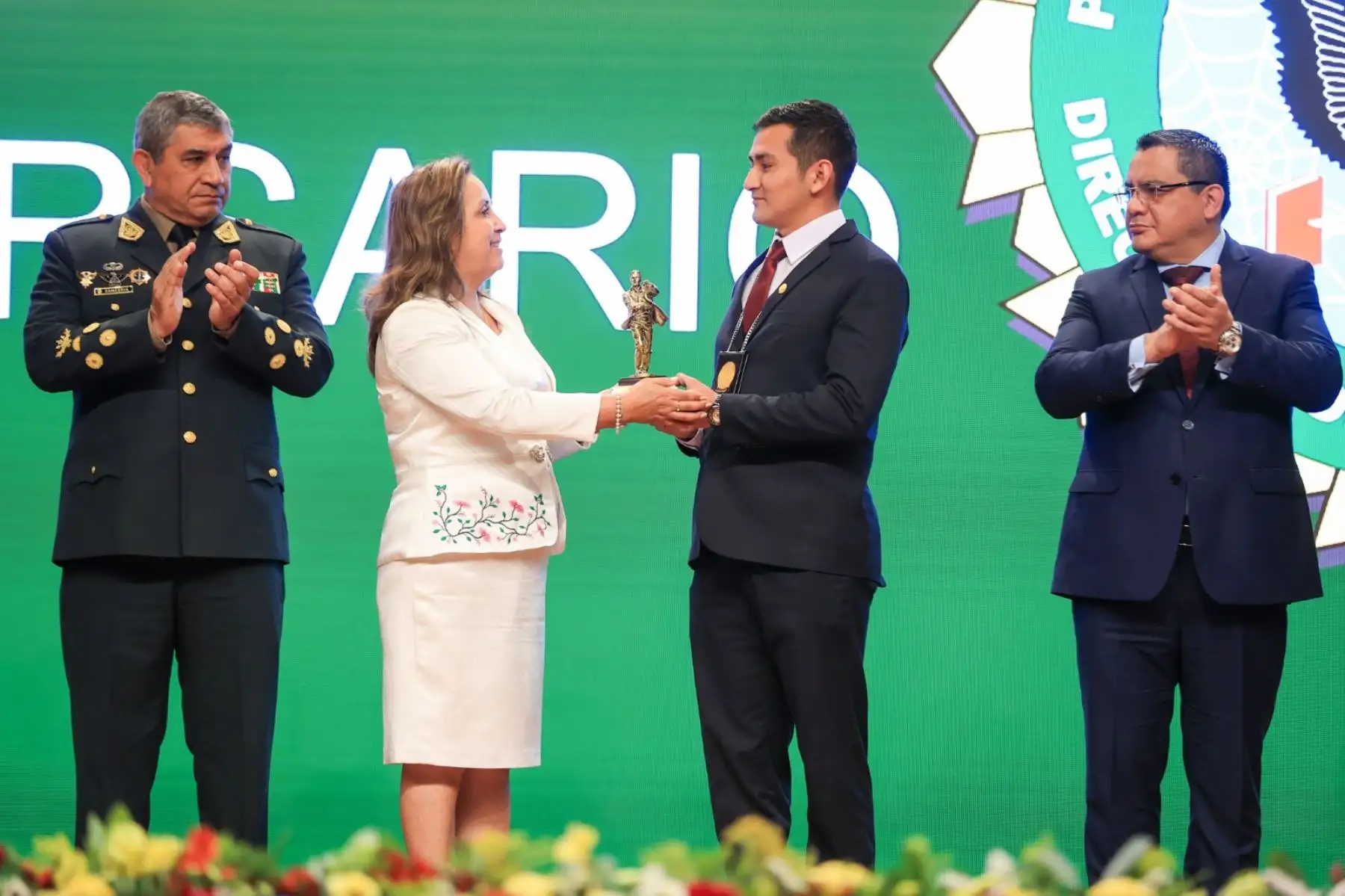 La presidenta Dina Boluarte participa en ceremonia por XXIII Aniversario de la creación de la Dirección contra la corrupción Policía Nacional (Dircocor). Foto: ANDINA/Prensa Presidencia