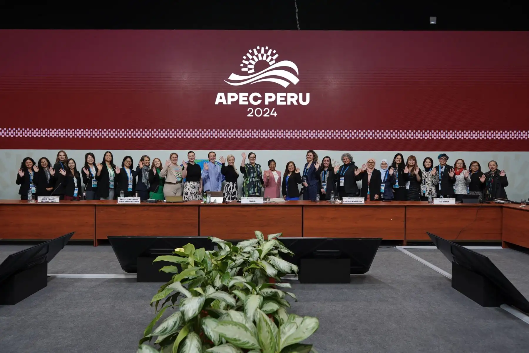 En el marco de la Segunda Reunión del Partenariado de Políticas de Mujer y la Economía del Foro de Cooperación Económica de Asia Pacífico (APEC), la ministra de la Mujer y Poblaciones Vulnerables, Teresa Hernández, participa del diálogo sobre los desafíos que enfrentan las economías para avanzar en el objetivo de lograr el empoderamiento económico de mujeres y niñas. Foto: ANDINA/Melina Mejía