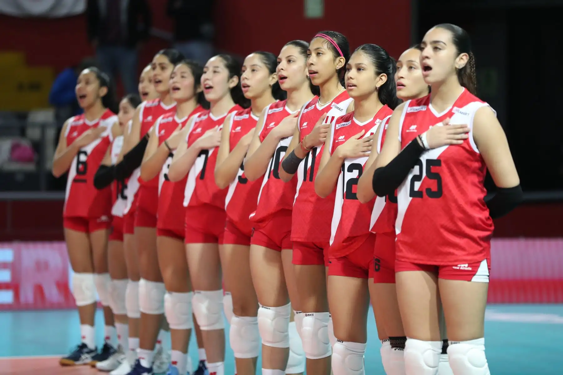 La selección peruana de voleibol se enfrenta a su similar de Canadá, en la segunda fecha del Mundial Sub 17 de vóley 2024 que se realiza en el Coliseo Eduardo Dibós.
Foto: ANDINA / Lino Chipana.