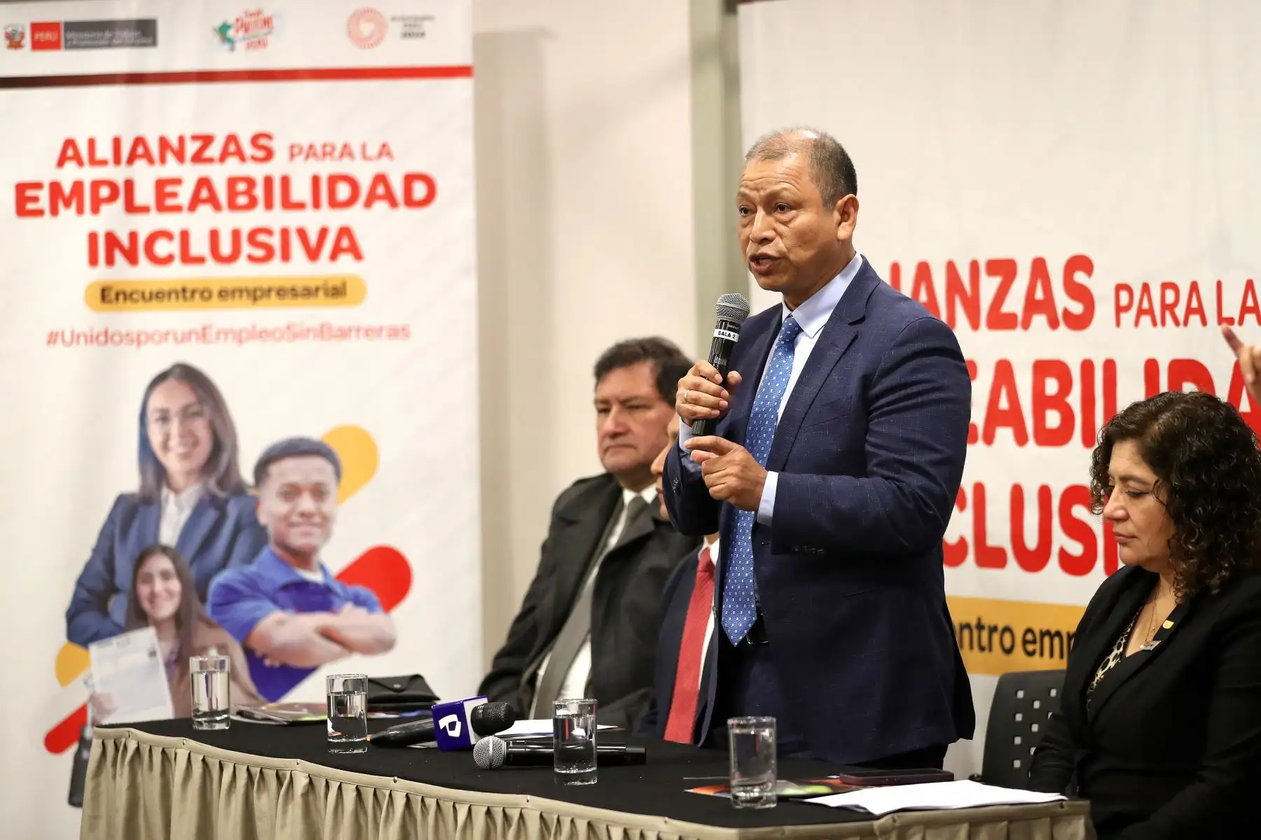 Ministro Daniel Maurate lidera espacio que busca generar vínculos con empresas generadoras del empleo a favor de poblaciones en situación de vulnerabilidad. Foto: ANDINA/ Lino Chipana