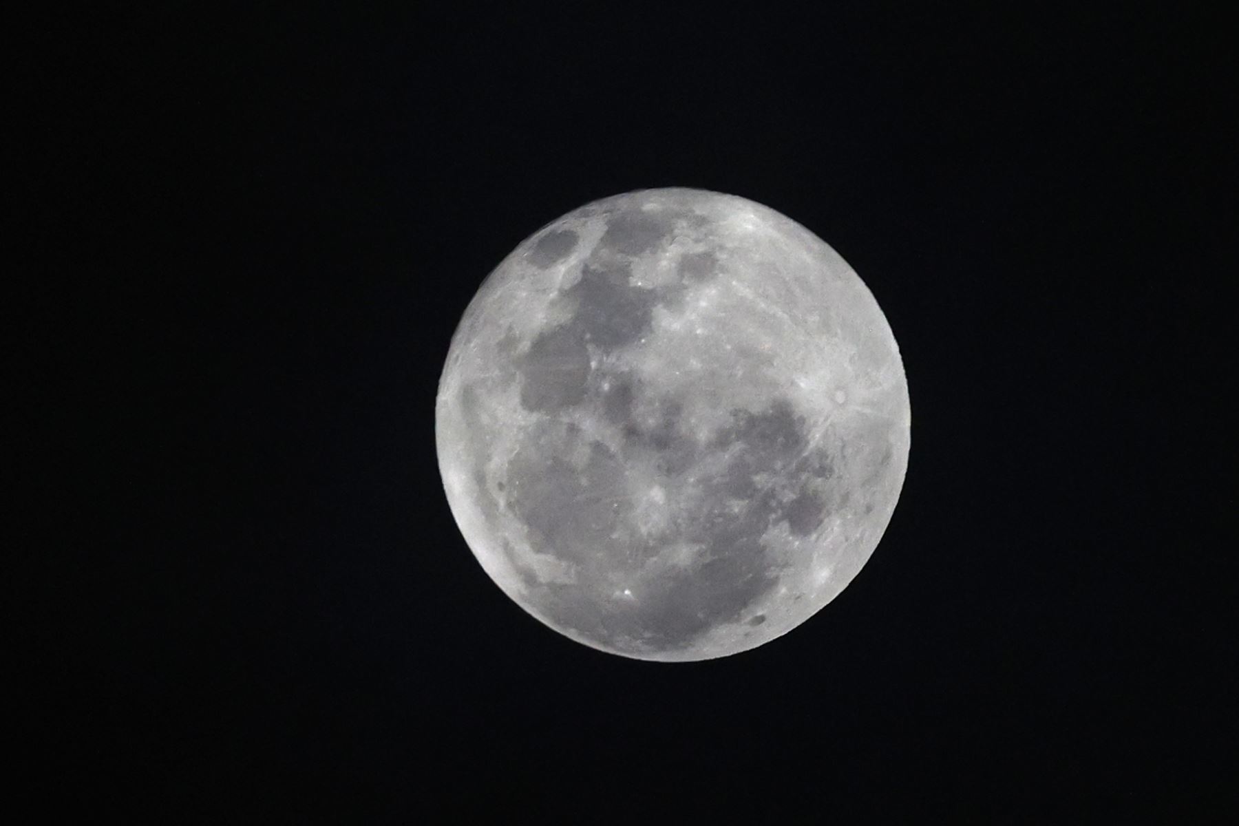 Tras la observación de este evento astronómico, el día martes 20 de agosto seremos testigos de la ocultación de Saturno por la Luna. El IGP transmitirá en vivo el fenómeno a través de su página de Facebook