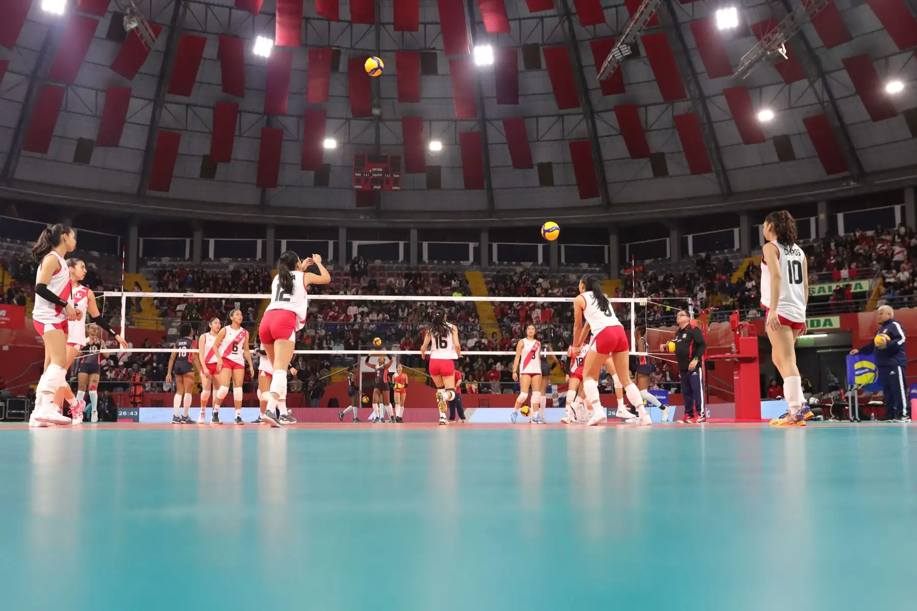 Selección Peruana de Voleibol se enfrenta a República Dominicana. Mundial Sub 17.
Coliseo Eduardo Dibós.
Foto: ANDINA / Lino Chipana.