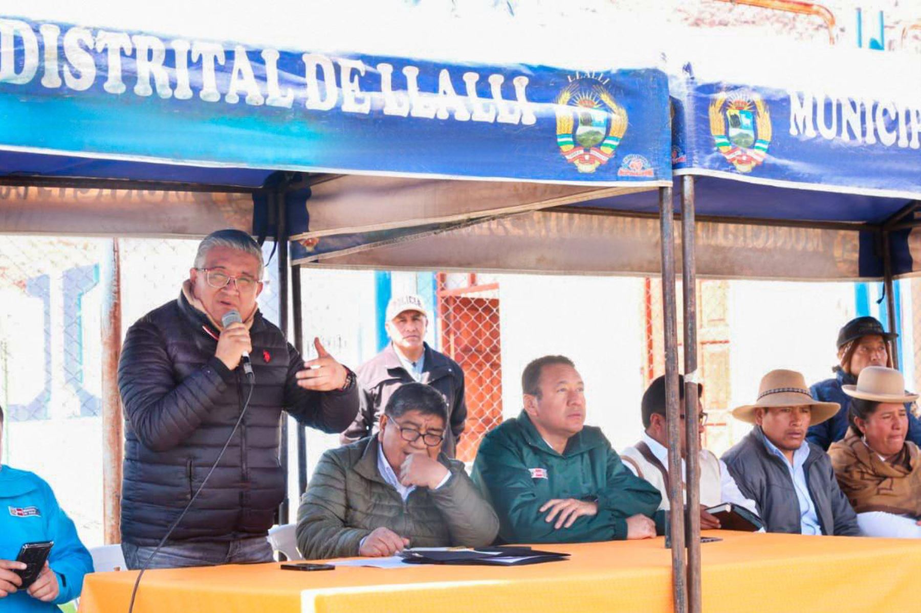 Tres ministros de Estado llegaron a Puno para participar en reunión con alcaldes de Melgar y dirigentes comunales. Foto: ANDINA/Minam