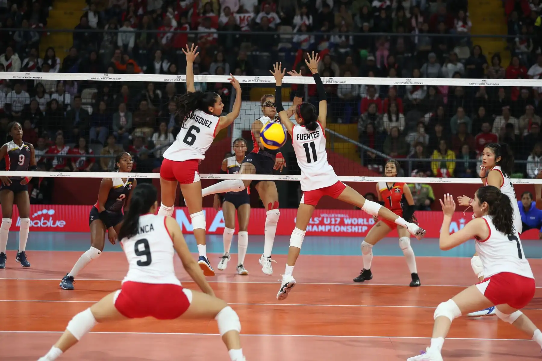 Selección Peruana de Voleibol se enfrenta a República Dominicana. Mundial Sub 17.
Coliseo Eduardo Dibós.
Foto: ANDINA / Lino Chipana.