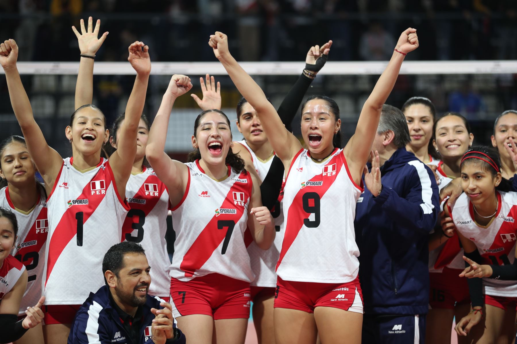 Selección Peruana de Voleibol se enfrenta a República Dominicana. Mundial Sub 17.Coliseo Eduardo Dibós.Foto: ANDINA / Lino Chipana.