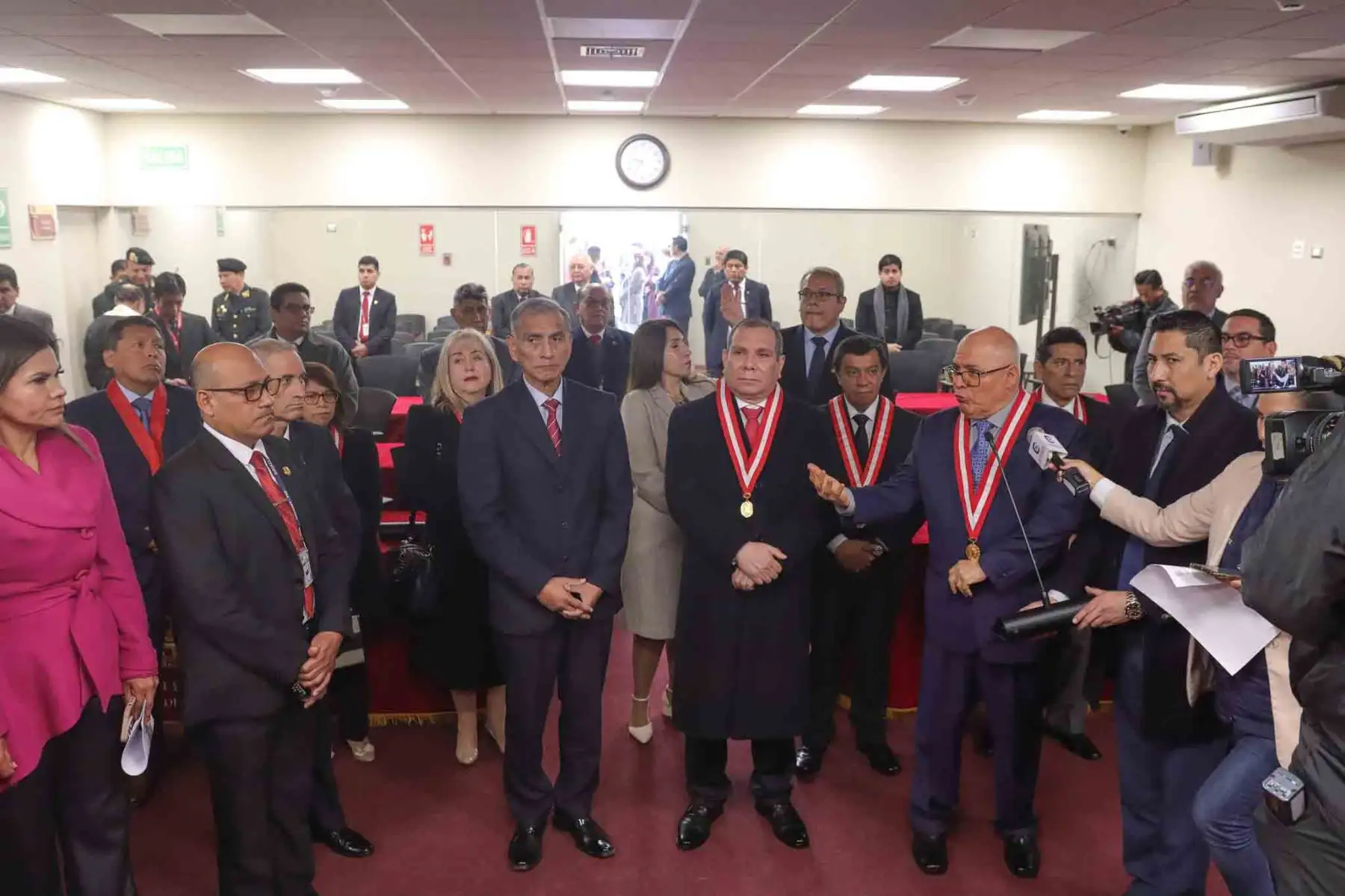 El presidente del Poder Judicial, Javier Arévalo Vela, inaugura una moderna Sala de Audiencias para procesos que involucran a expresidentes de la República, en el Penal de Barbadillo. Foto: ANDINA/ Lino Chipana.