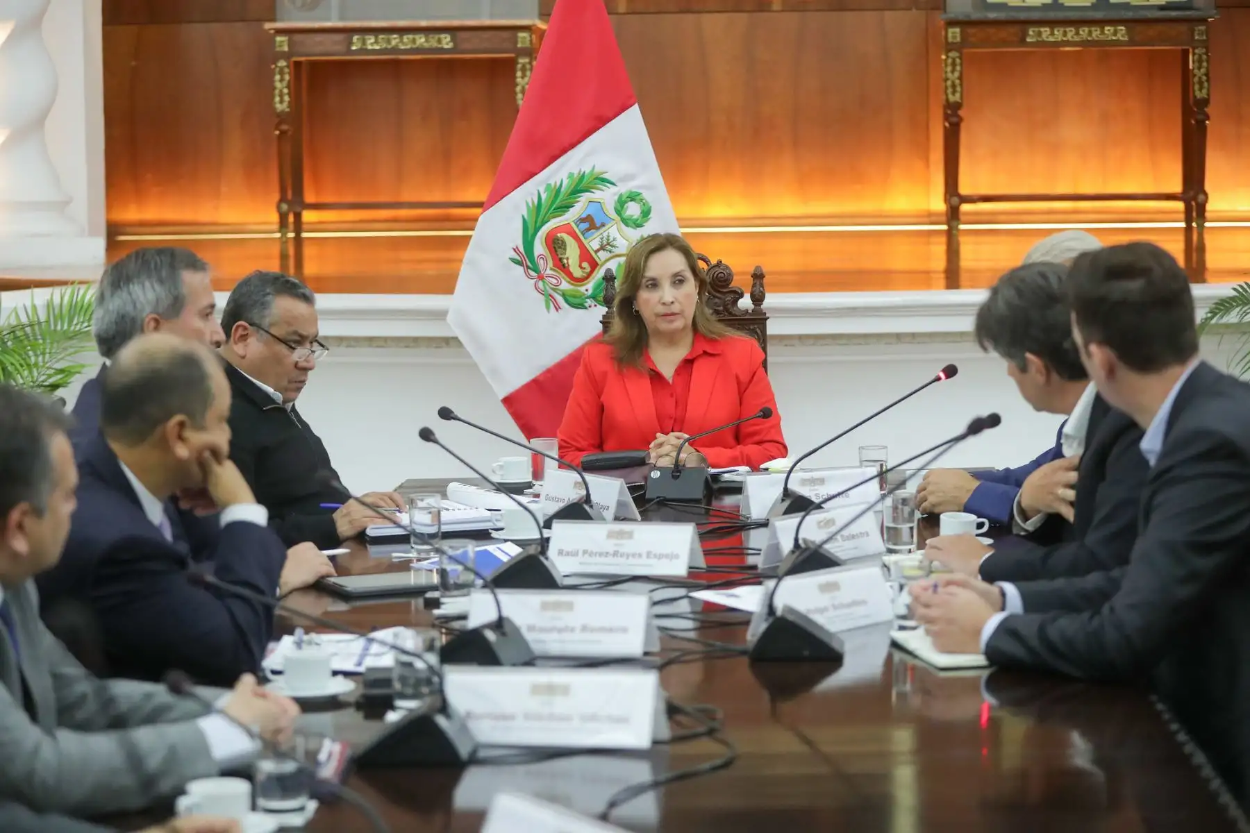 Reunión de trabajo de la presidenta Dina Boluarte con el CEO de Fraport.
Foto: ANDINA/Prensa Presidencia