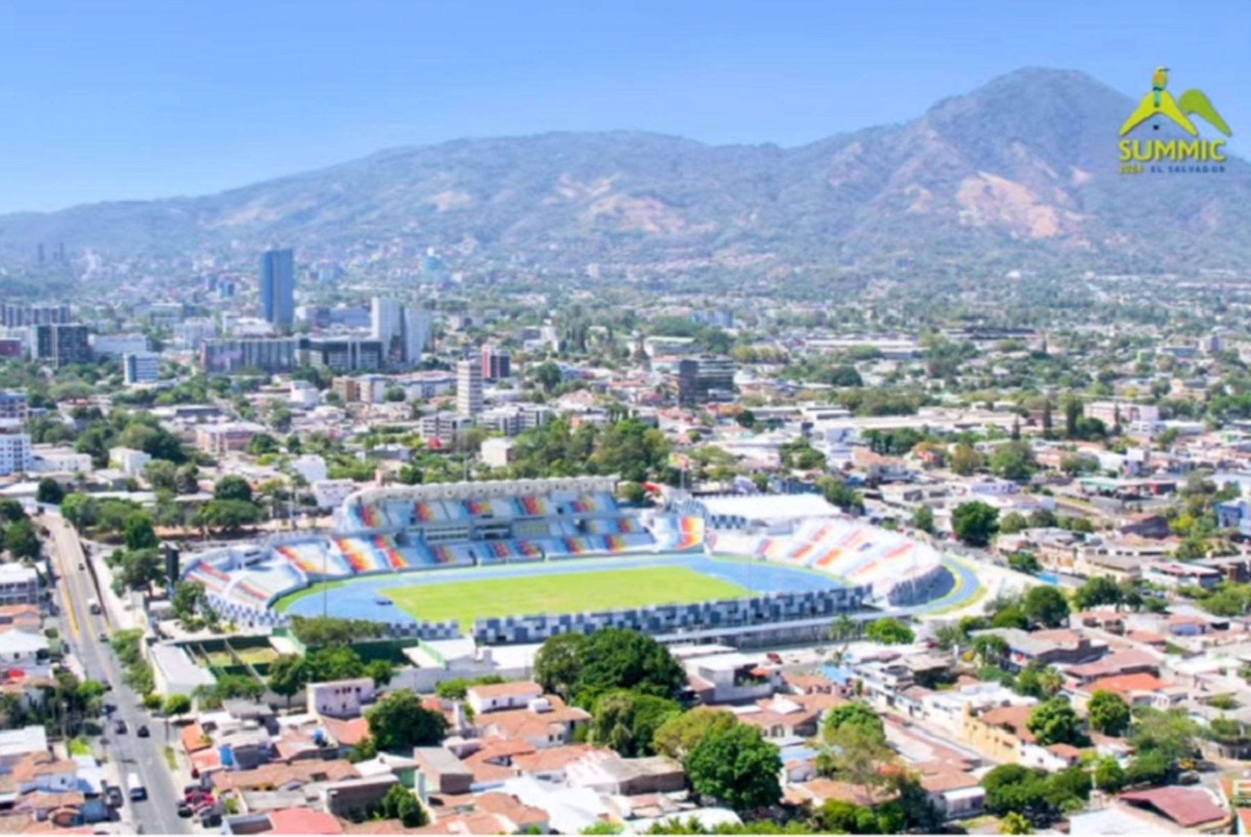 La ciudad de San Salvador, capital del país centroamericano El Salvador, es sede de la cumbre internacional de microfinanzas SUMMIC 2024. Foto: INTERNET / Medios