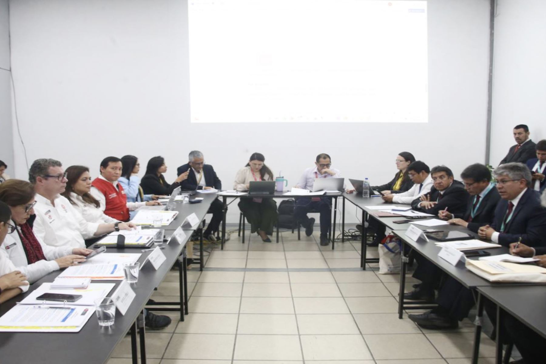 El ministro de Educación, Morgan Quero, participa en el Consejo de Estado Regional, que se desarrolla en Arequipa. Foto: ANDINA/Minedu