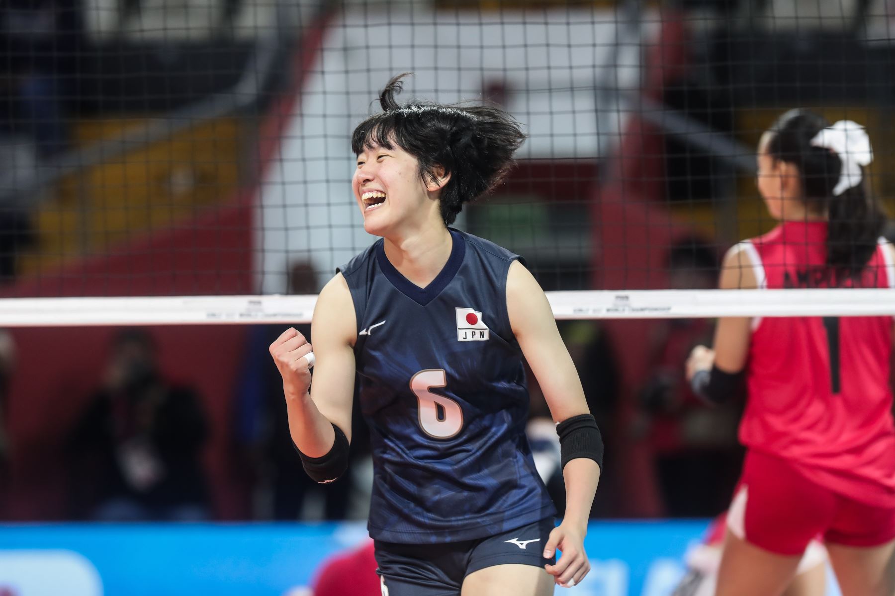 Japonesa Kudo Hikari celebra un punto en el partido Perú vs Japón por su pase a las semifinales del Mundial de Voley Sub-17. Foto: ANDINA/ Connie Calderon