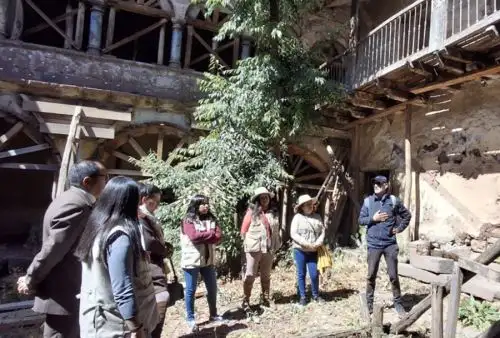 Especialistas de la Dirección General de Defensa del Patrimonio Cultural del Ministerio de Cultura, junto a personal de la Dirección Desconcentrada de Cultura (DDC) de Cusco, inspeccionaron la situación actual de la “Casa de Oblitas” en Cusco, con el objetivo de prevenir posibles afectaciones a su estructura.