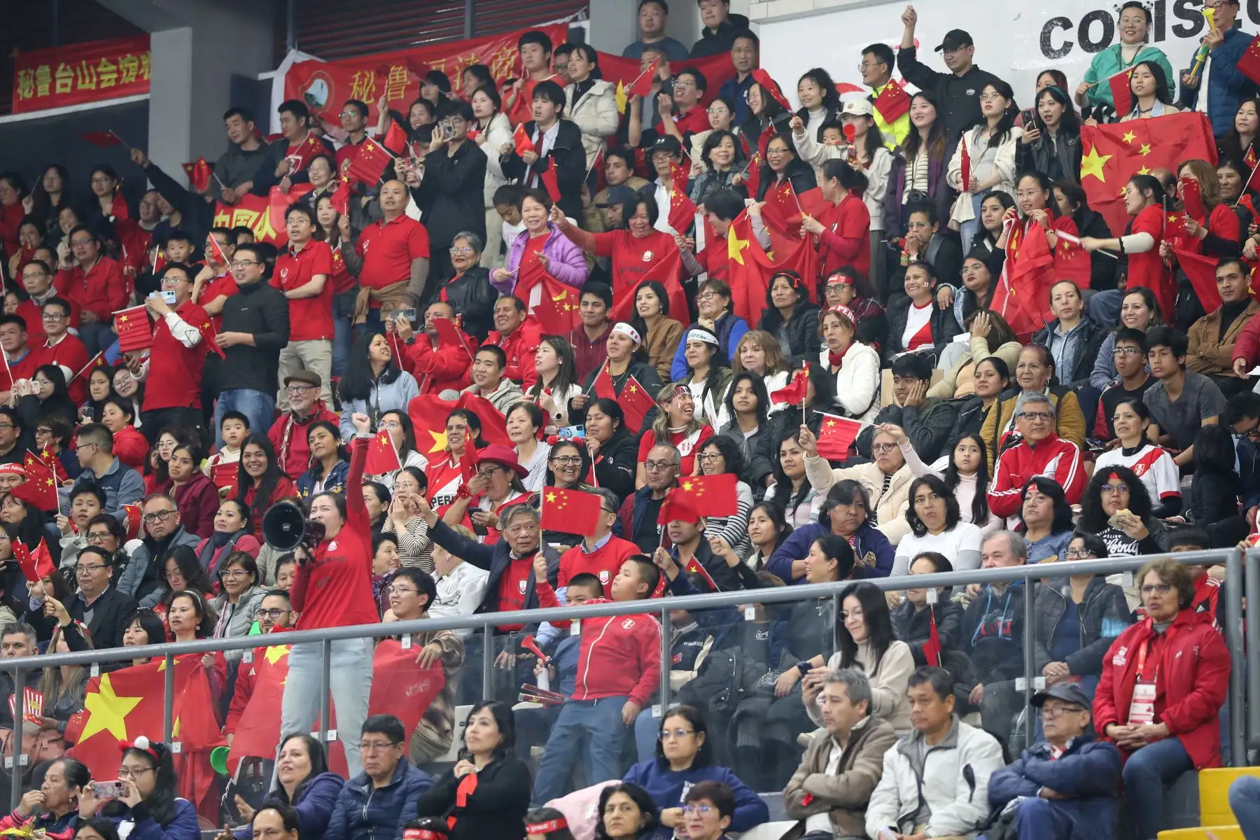 La jugadora japonesa Haruka Toky  en acción ante la selección de China durante el partido que se disputa por la final del Mundial de Voleibol Sub-17 en el Coliseo Dibós.
Foto: ANDINA/ Lino Chipana