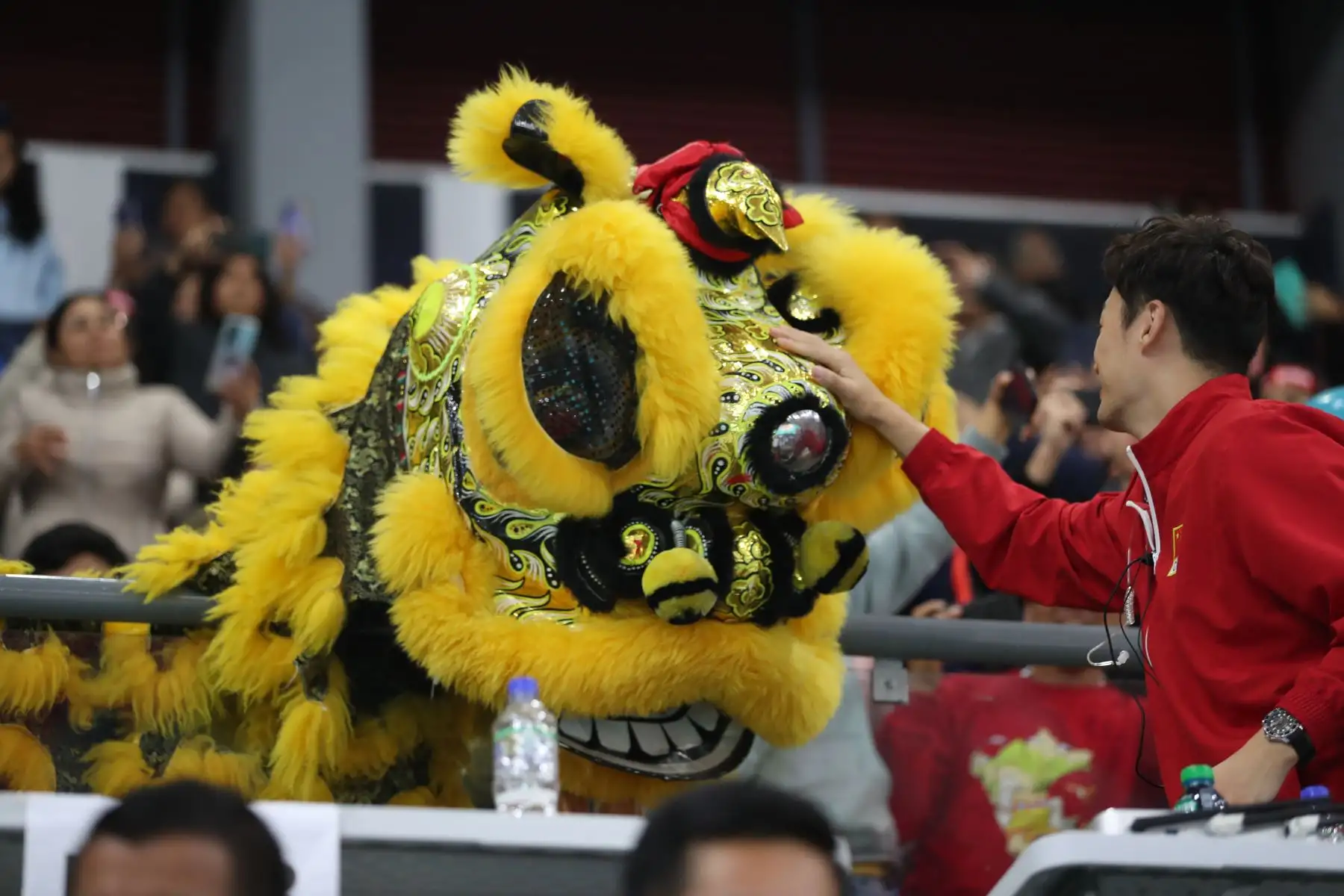 La  selección de China y Japón disputan la final   durante el partido  del Mundial de Voleibol Sub-17 en el Coliseo Dibós.
Foto: ANDINA/ Lino Chipana