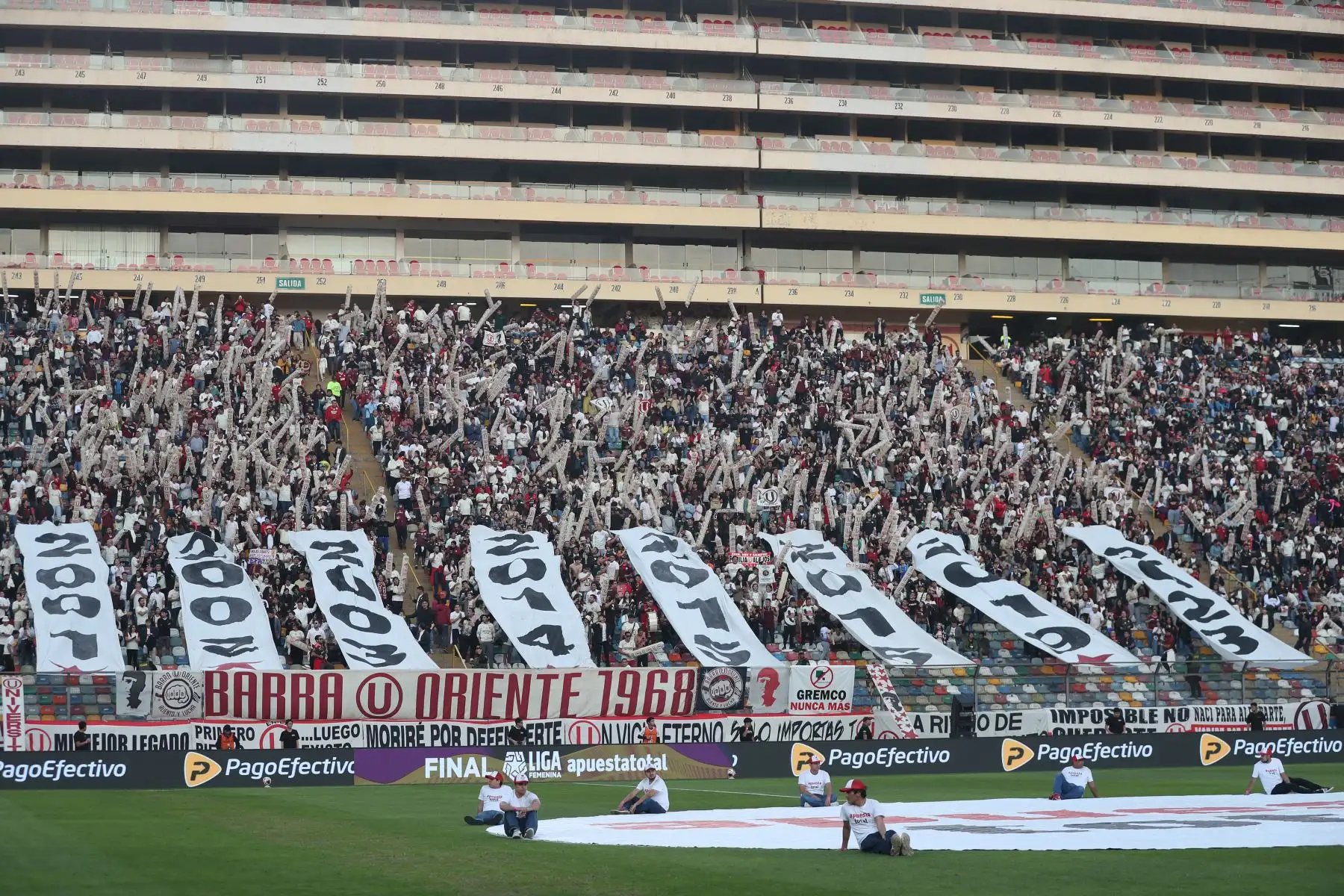 Universitario de Deportes se enfrenta a Alianza Lima en la  final de ida por  la Liga Femenina 2024, en el estadio Monumental.
Foto: ANDINA/ Lino Chipana