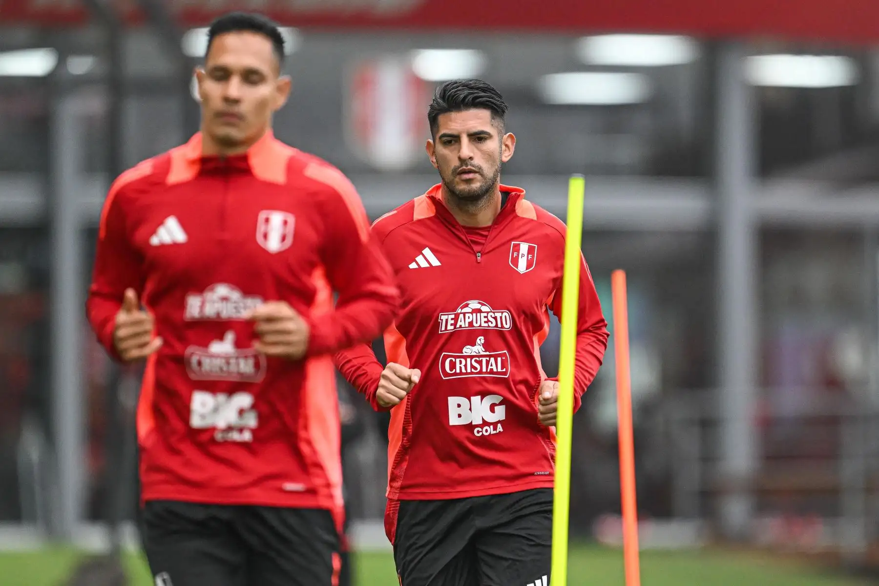 La Selección Peruana inició sus entrenamientos en la Videna FPF de San Luis con miras a las fechas 7 y 8 de las Clasificatorias al Mundial 2026. En la imagen, el jugador Carlos Zambrano.
Foto: FPF
