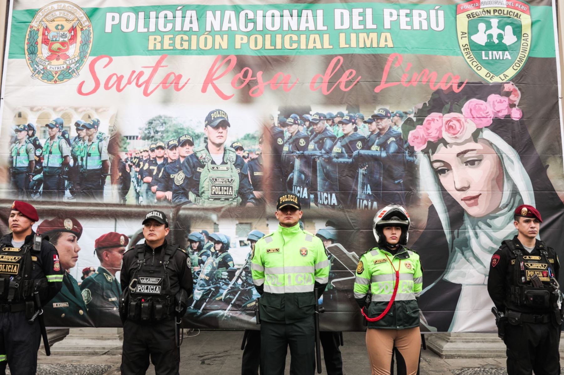 Presentación del Plan de Operaciones Santa Rosa de Lima 2024, para brindar detalles sobre las estrategias que se emplearán para dar seguridad a todos los asistentes que visiten el Centro Histórico de Lima por la patrona de América, Indias y Filipinas. Foto: ANDINA/Connie Calderón.