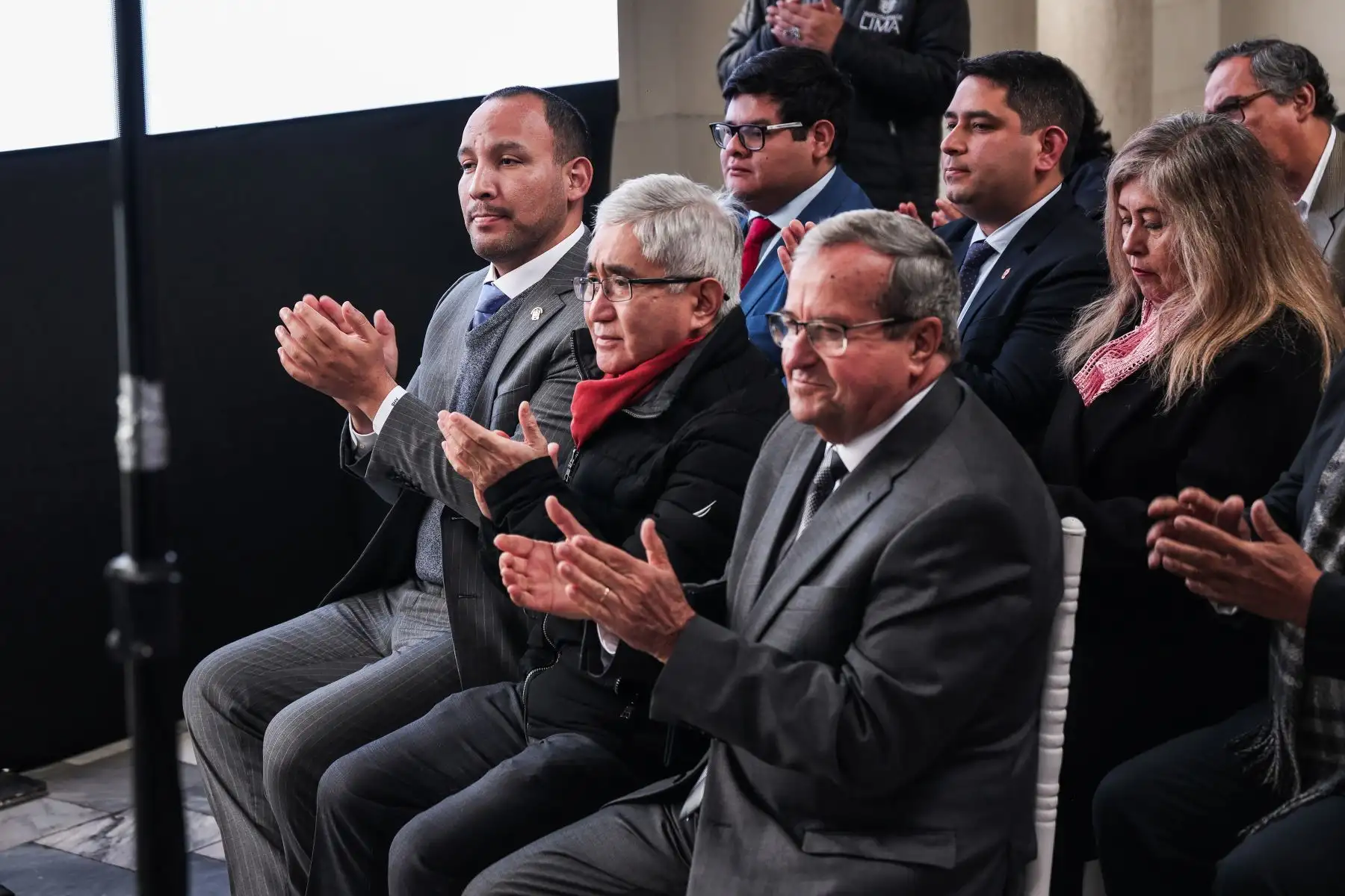 Alcalde de Lima, Rafael López Aliaga, y Ministra de Vivienda, Construcción y Saneamiento, Hannia Pérez de Cuéllar; firman convenio de cooperación para la construcción de la “Ciudad Bicentenario” en Ancón. 
Foto: ANDINA/ Connie Calderón