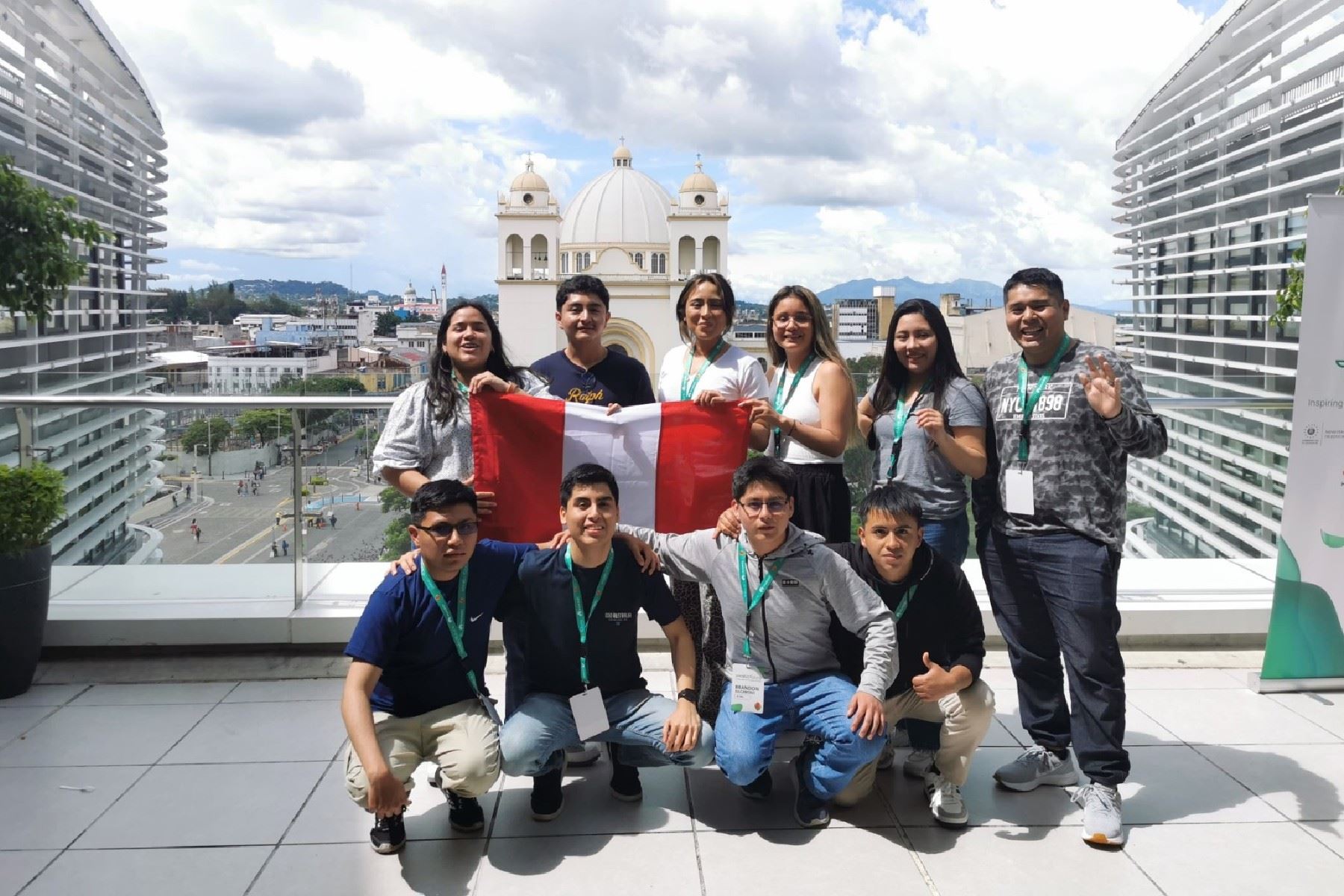 Son 10 universitarios peruanos representantes de la UNMSM, PUCP, UNFV, USIL, UPC y otras instituciones los que participan por parte de Perú en este programa formativo.