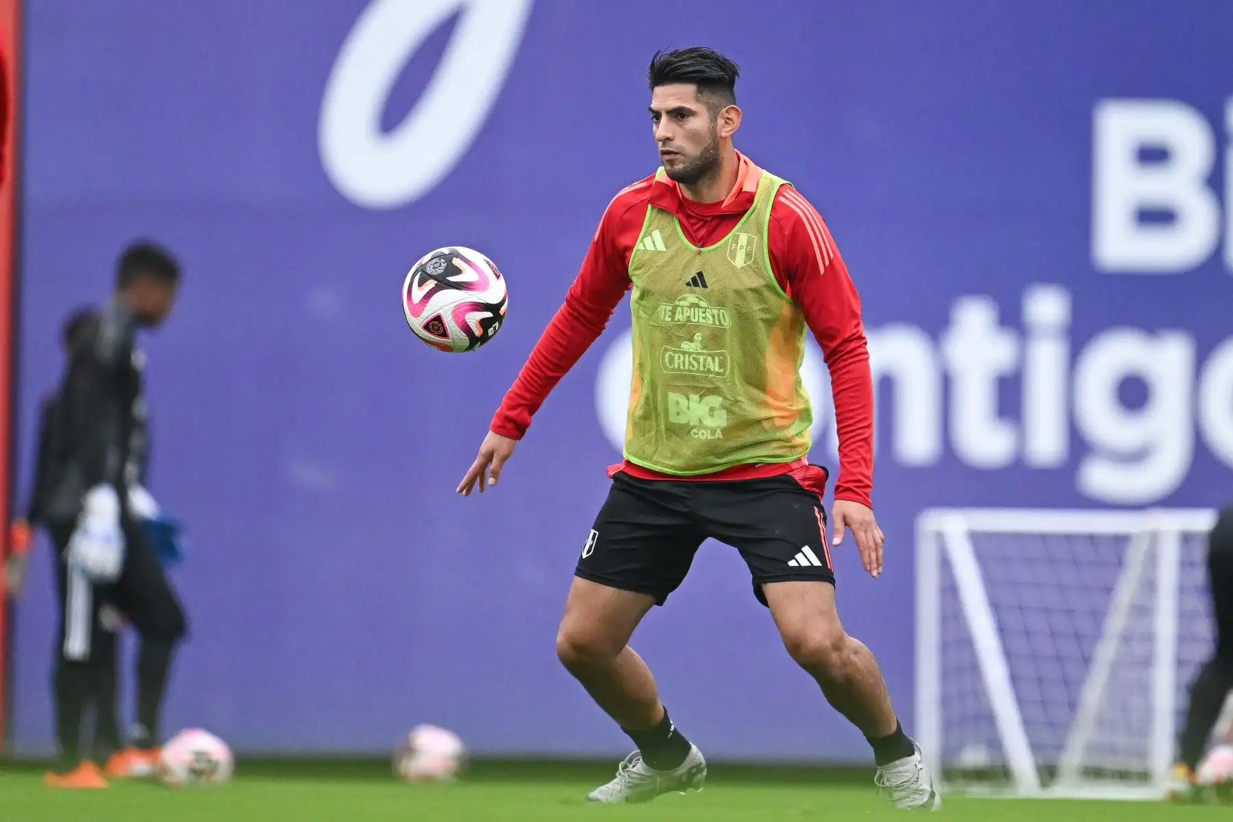 Selección peruana realizó segundo entrenamiento en la Videna de cara al encuentro frente a Colombia el próximo 6 de septiembre

Foto:ANDINA/FPF
