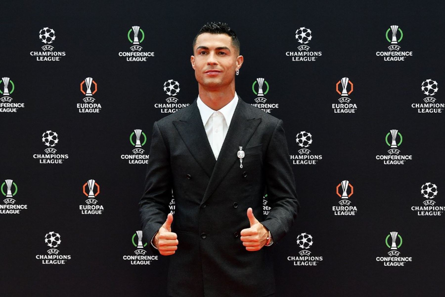 Cristiano Ronaldo presente en el sorteo de la UEFA Champions League.