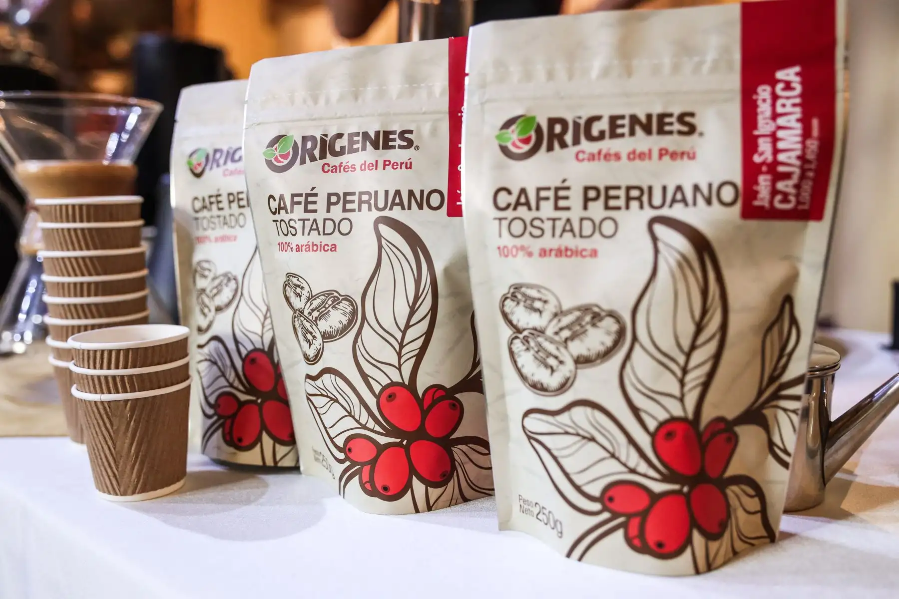 El Día del Café Peruano se celebra el cuarto viernes de agosto de cada año y se estableció para fortalecer la identidad cultural relacionada con el café y fomentar un mayor aprecio por la calidad del café peruano tanto a nivel nacional como internacional. Foto: ANDINA/ Connie Calderon