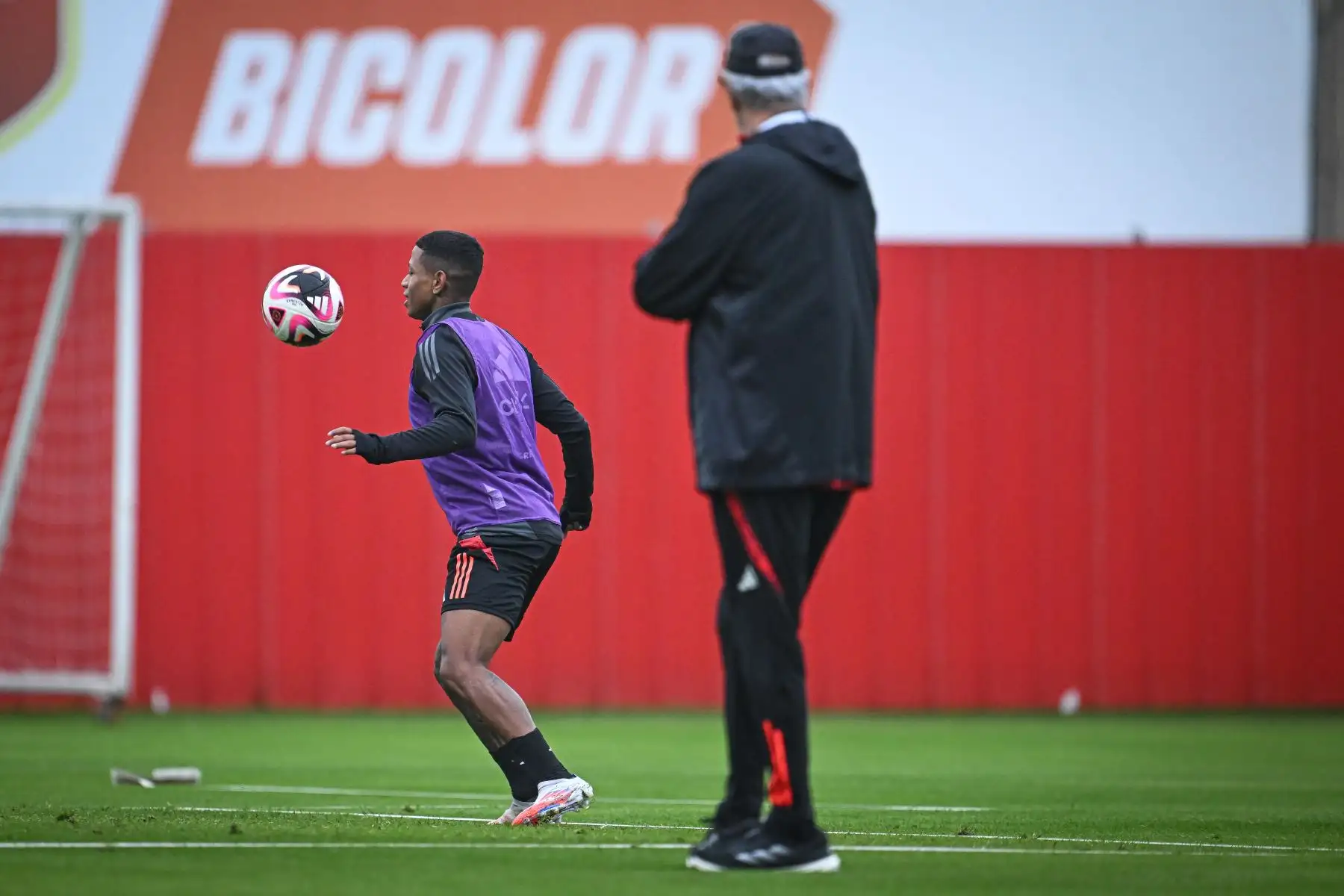 Jugadores de la Selección Peruana de Fútbol, dirigidos por el técnico Jorge Fossati, entrenan en la Villa Deportiva Nacional (Videna), con miras a su próximo partido de eliminatorias al Mundial 2026 contra Colombia el viernes 6 de setiembre. Foto: FPF
