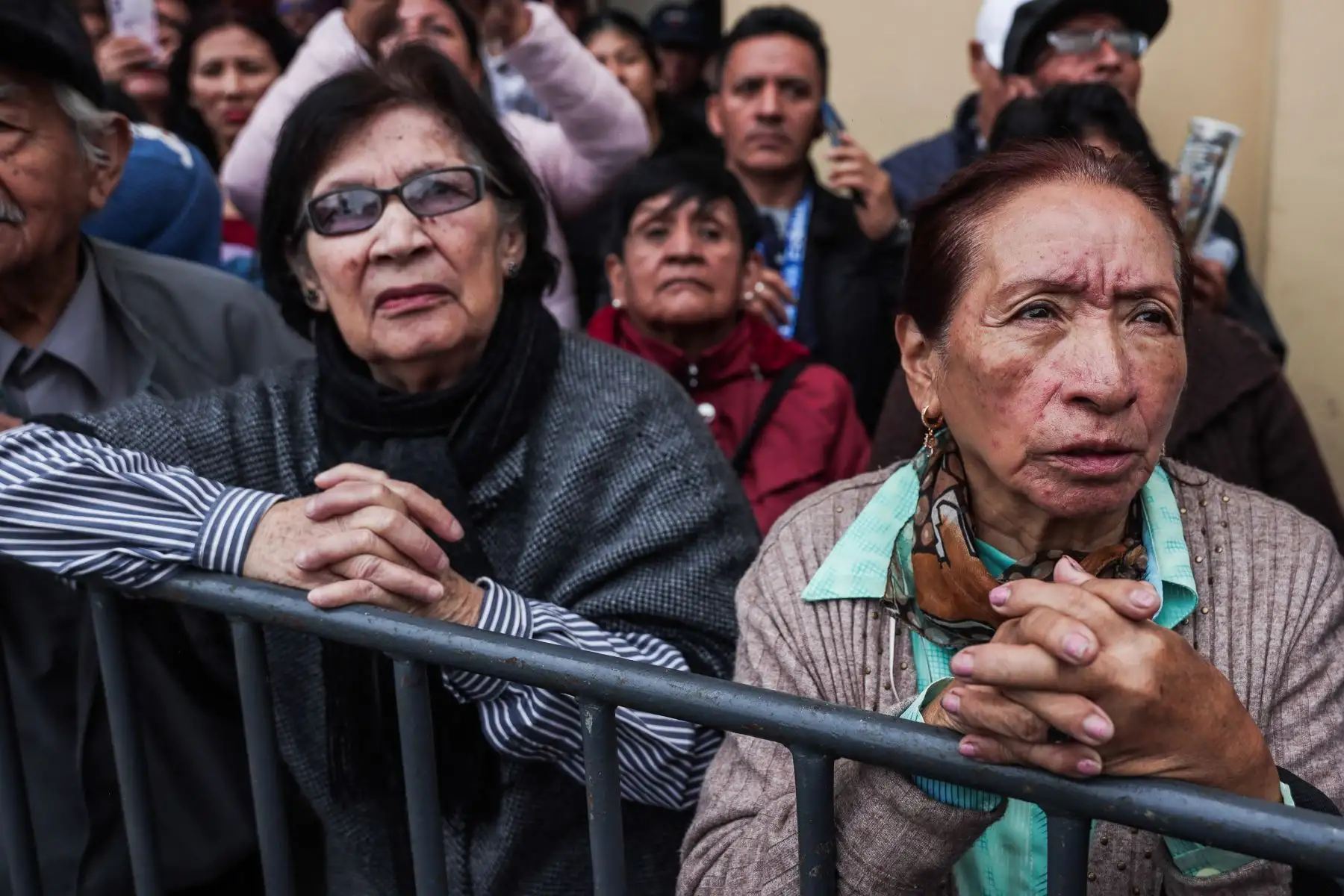 Imagen de Santa Rosa de Lima sale en procesión de la Plaza Mayor acompañada de fieles devotos. 

Foto: ANDINA/ Connie Calderón