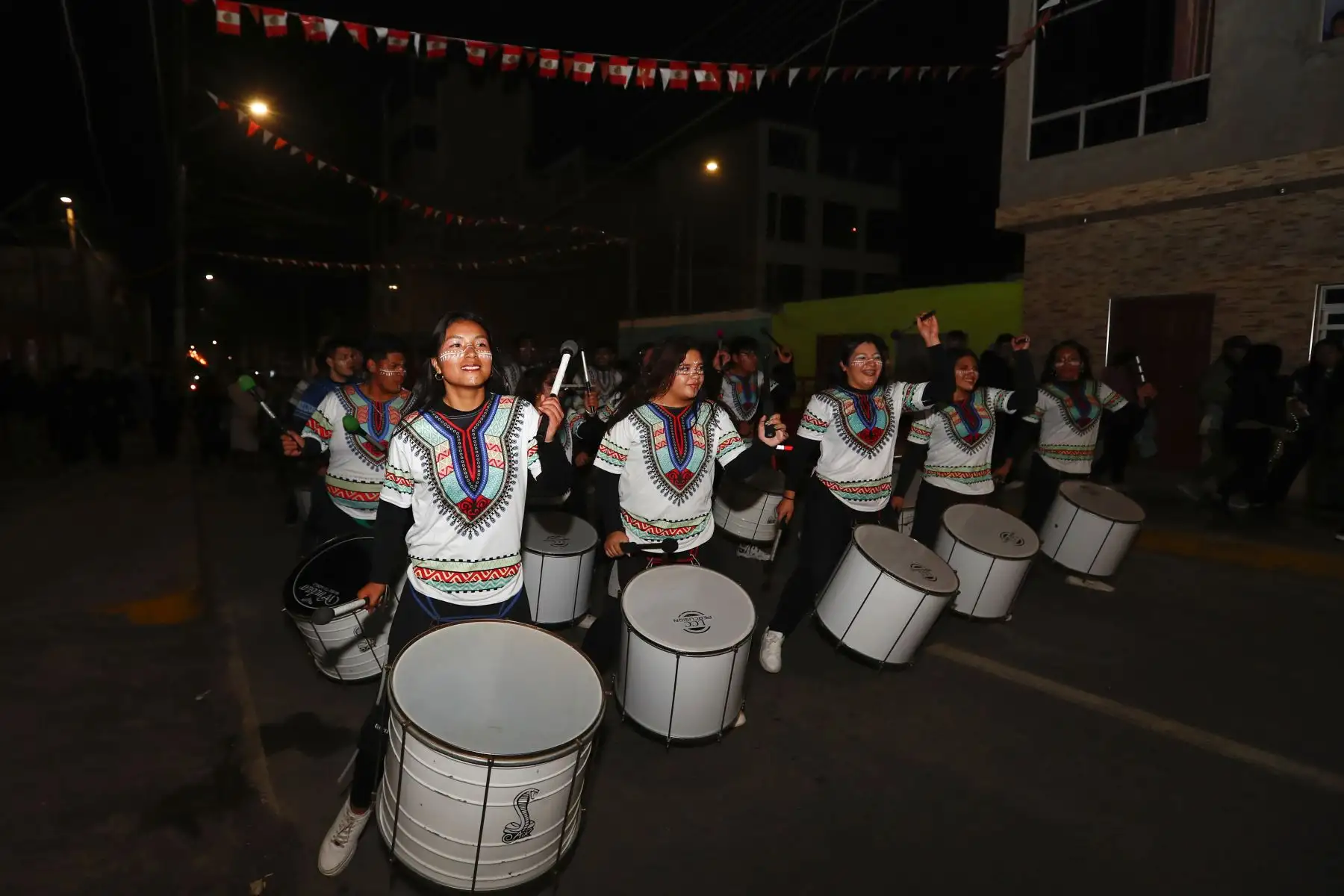 Con ceremonia de pago a la tierra y escenificaciones mitológicas se dió inicio al Vichama Raymi 2024, celebración que conmemora los 17 años del inicio de las investigaciones y conservación del Sitio Arqueológico de Vichama, asociada a la civilización Caral, desde el distrito de Végueta, en la provincia de Huaura, región Lima. Foto: ANDINA/Daniel Bracamonte