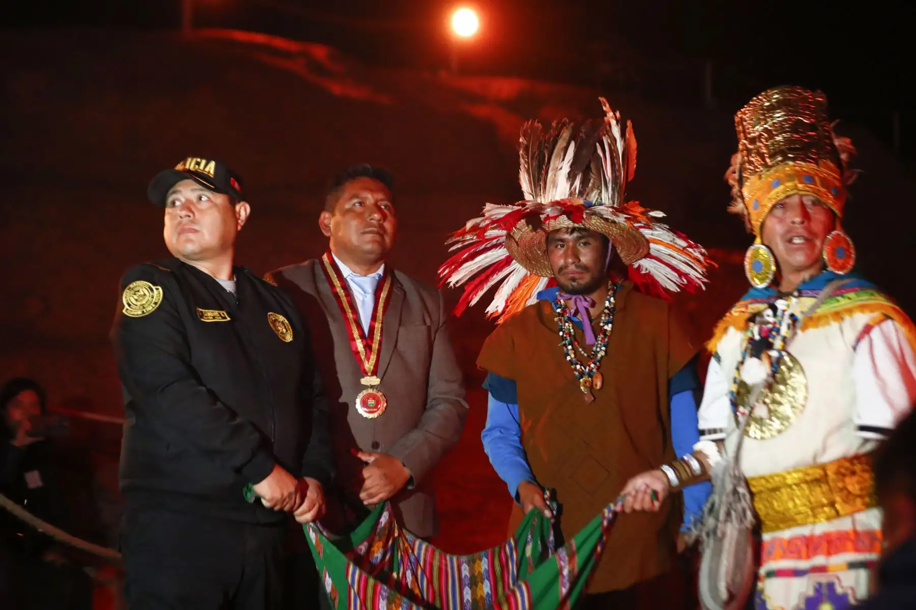 Con ceremonia de pago a la tierra y escenificaciones mitológicas se dió inicio al Vichama Raymi 2024, celebración que conmemora los 17 años del inicio de las investigaciones y conservación del Sitio Arqueológico de Vichama, asociada a la civilización Caral, desde el distrito de Végueta, en la provincia de Huaura, región Lima. Foto: ANDINA/Daniel Bracamonte